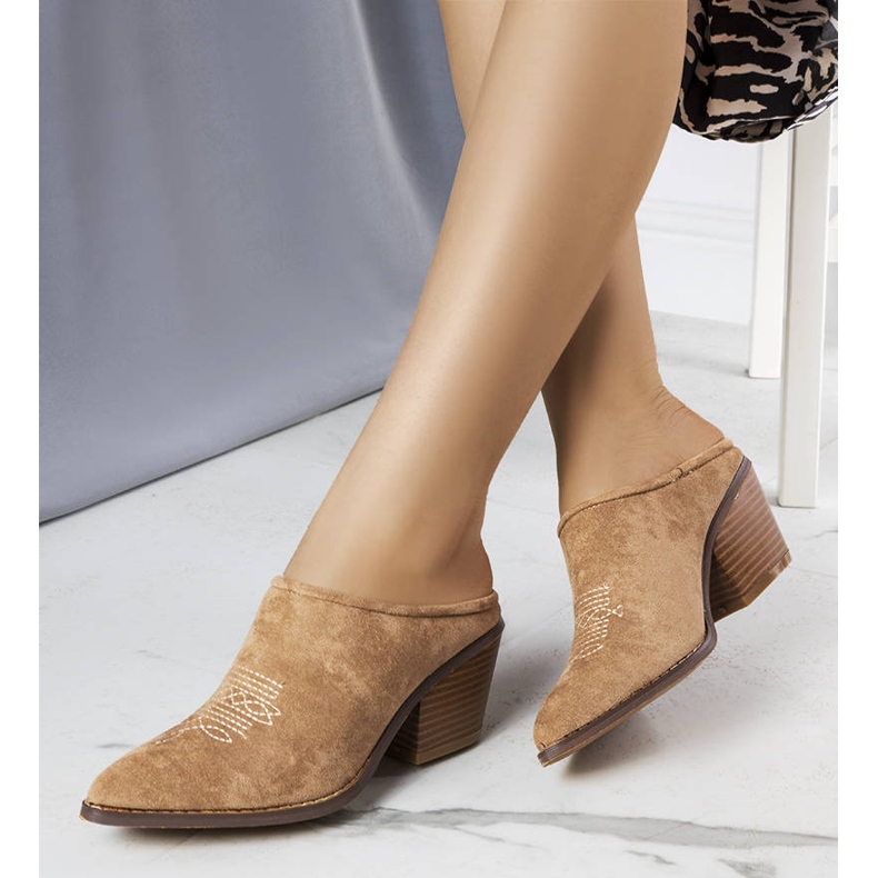 Béžové skluzavky se zabudovanou přední částí od Lindy béžový 1