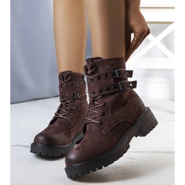 Tmavě hnědé boty Fallkirk hnědý 1