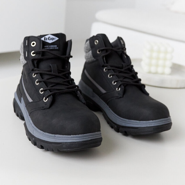 Černé vysoké boty Lee Cooper LCJ-22-01-1374L černá 1