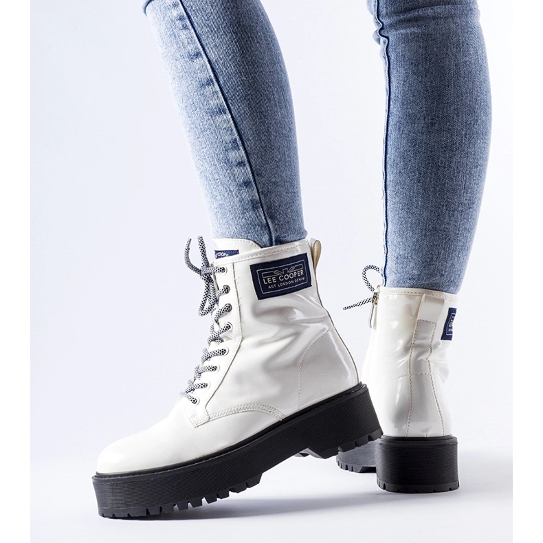 Bílí dělníci Lee Cooper LCJ-21-47-0666LB bílý 1 Bílí dělníci Lee Cooper LCJ-21-47-0666LB bílý 1