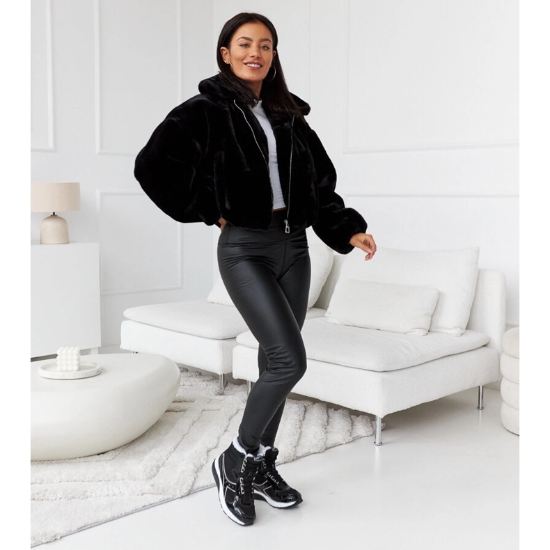 Černé zateplené sportovní sněhule Diadora černá 1