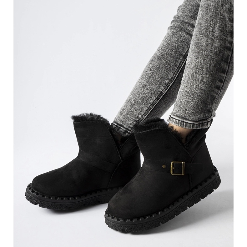 Černé zateplené sněhule s výřezem Monal černá 1