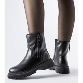 Černé zateplené kozačky se dvěma zipy Papig černá 1 Černé zateplené kozačky se dvěma zipy Papig černá 1