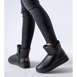 Černé zateplené sněhule Kaufman z ekokůže černá 1