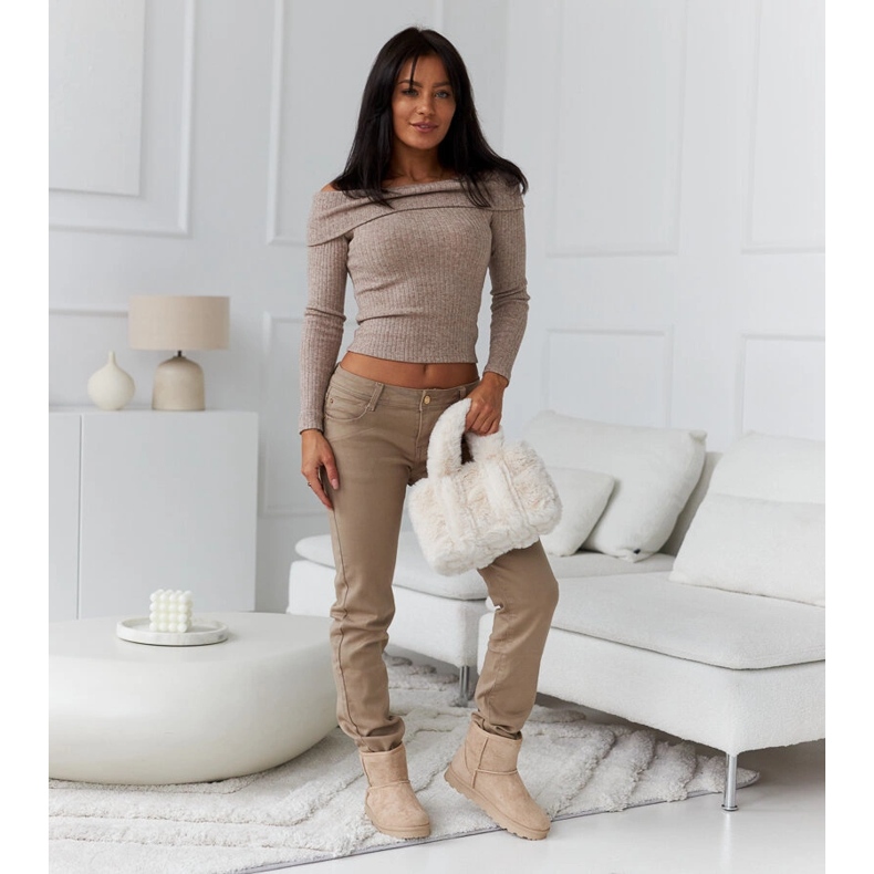 Hnědé zateplené krátké sněhule od Menaggio hnědý 1 Hnědé zateplené krátké sněhule od Menaggio hnědý 1