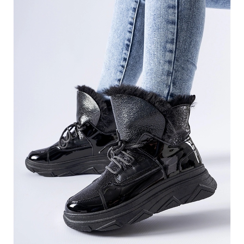 Černé zateplené patentované sněhule Stringer černá 1