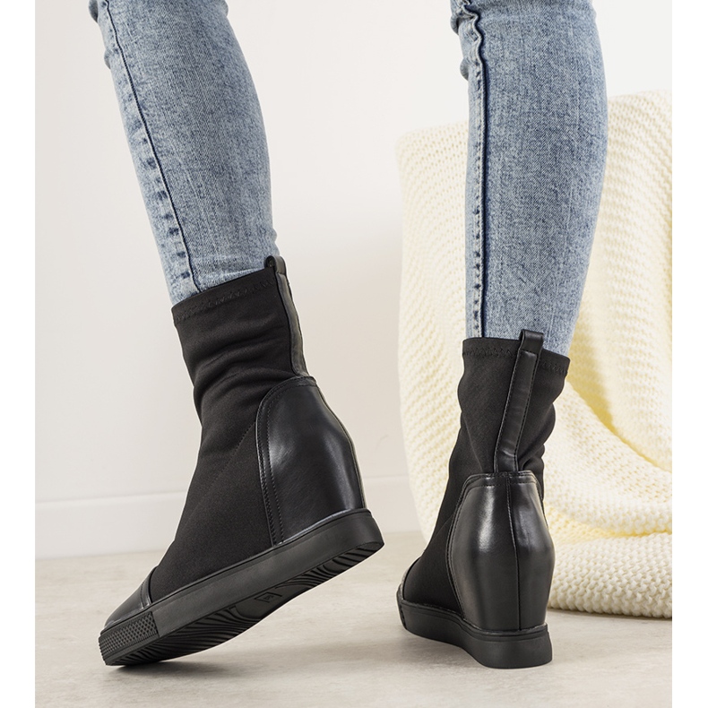 Černé klínové tenisky Partida černá 1