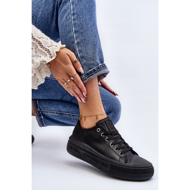 Dámské zateplené nízké tenisky Black Big Star MM274031 černý 1