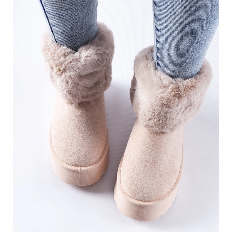 Růžové sněhule zdobené kožešinou Adelfia růžový 2