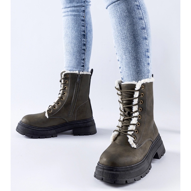 Zelené zateplené kozačky od Tadasuni zelená 1