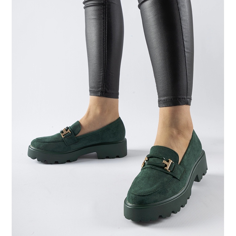 Zelené mokasíny zdobené sponou Pisa zelená 1