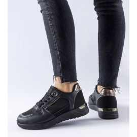 Černé tenisky s ozdobnou nití od Facondo černá 2