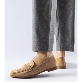 Tmavě béžové mokasíny vyrobené z ekosemišu Medford béžový 1