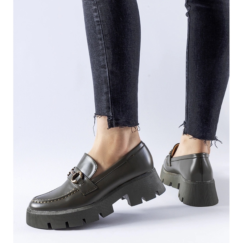 Zelené mokasíny s přezkou Cerzeto zelená 1