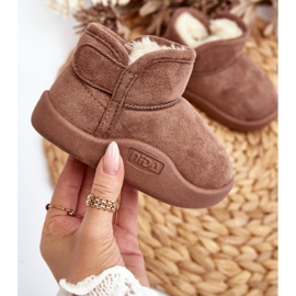 Dětské hnědé sněhule Benigna zateplené kožíškem hnědý 2 Dětské hnědé sněhule Benigna zateplené kožíškem hnědý 2