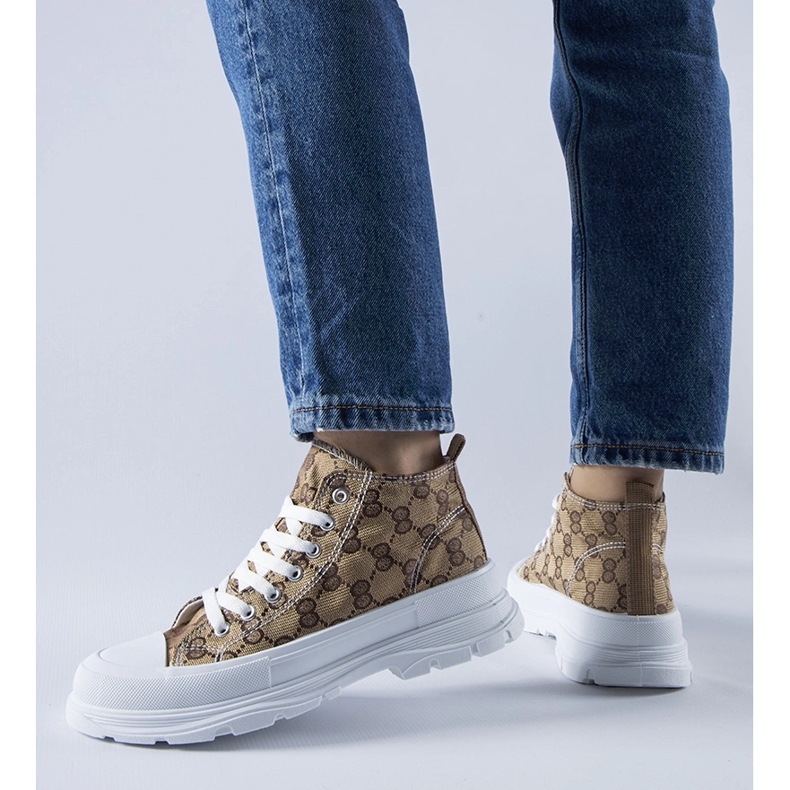 Hnědé tenisky zdobené monogramem Terenzio béžový 1