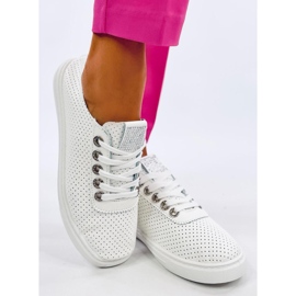 Dámské prolamované tenisky Pluss All White bílý 2