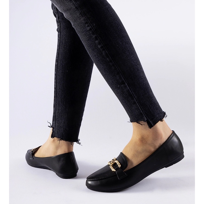 Černé mokasíny se sponou Sovera černý 1