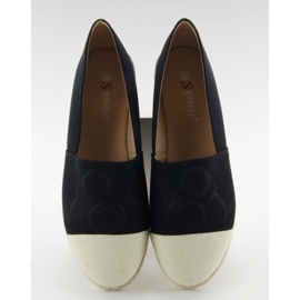 Esapdryle s reliéfními černými písmeny T267 černá hnědý 2