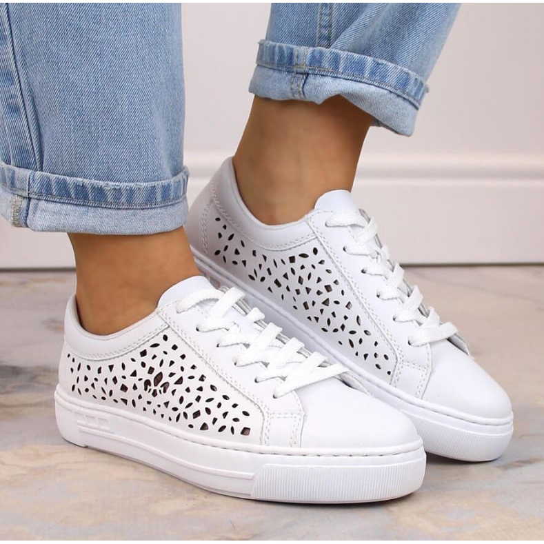 Bílé pohodlné kožené boty Rieker W RKR641 bílý 2