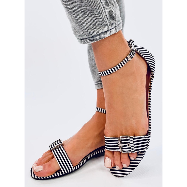 Ditty Black pruhované sandály - 2. jakost bílý 2