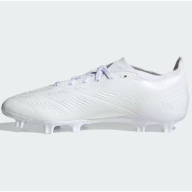 Kopačky adidas Predator League L Fg M IE2372 bílý 1