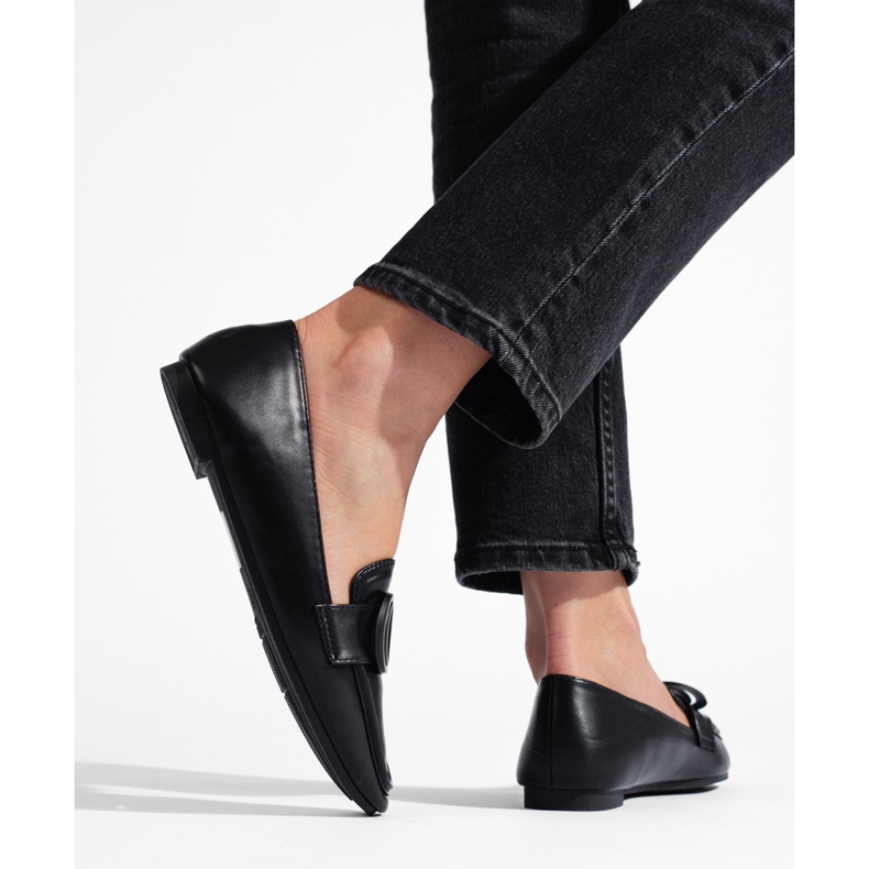 Elegantní dámské černé mokasíny Shelovet černá 2