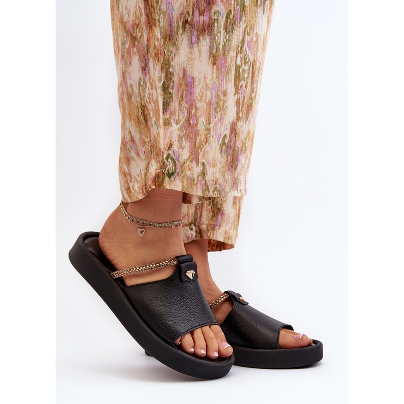 Dámské kožené žabky Zazoo 2896, černé černá 2 Dámské kožené žabky Zazoo 2896, černé černá 2