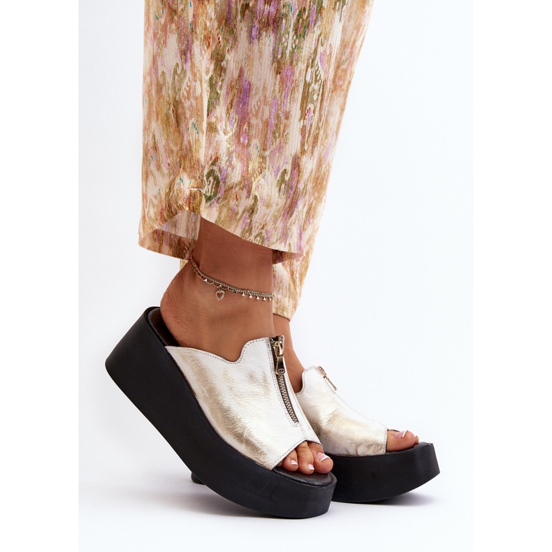 Dámské žabky Zazoo 2916 na masivní platformě se zipem, zlaté zlatý 2