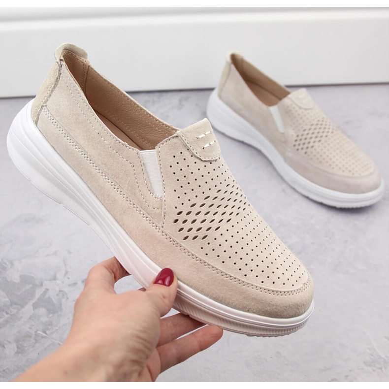 Kožené dámské prolamované sportovní nazouváky T.Sokolski 278 šedá 1