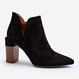 Černé kotníkové boty Vailen na vysokém podpatku s prolamovaným vzorem černá 1