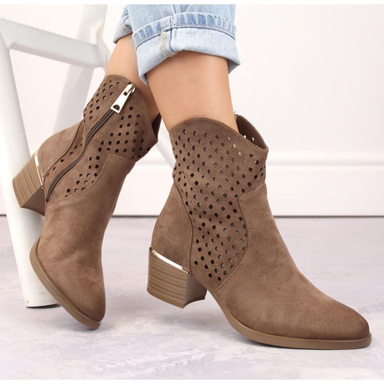 Vinceza W JAN265B semišové prolamované kovbojské boty, hnědé hnědý 1