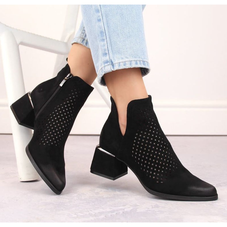 Semišové kotníkové boty na vysokém podpatku Potocki W WOL213A, černé černá 1