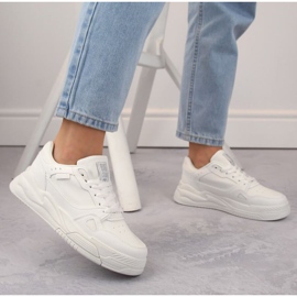 Sportovní boty Big Star W INT1962B, bílé bílý 2