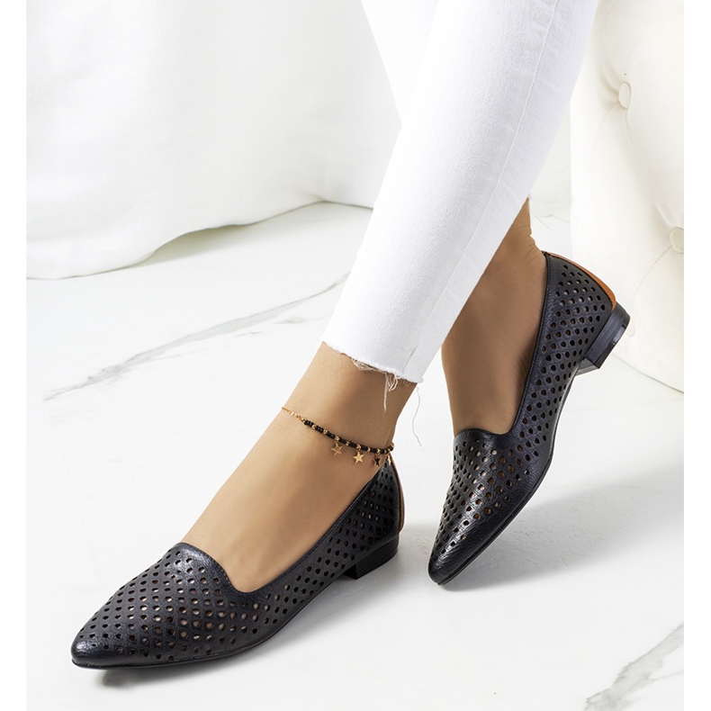 Černé prolamované baleríny Jarrett černý 1