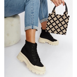 Černé lehké kotníkové boty Obispo černá 2