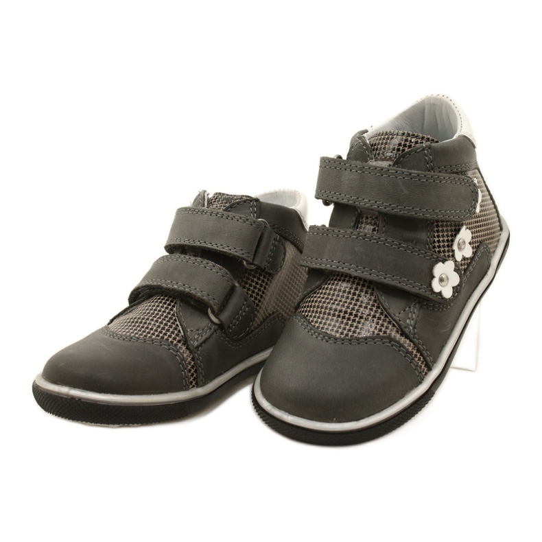 Dívčí kožené boty s bílými květy 91904 šedý bartek šedá 3