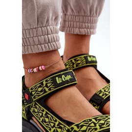 Dámské sandály Lee Cooper LCW-24-34-2609 Lime zelený 2