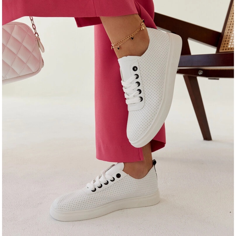 Bílé tenisky z ekokůže Sandrine bílý 2