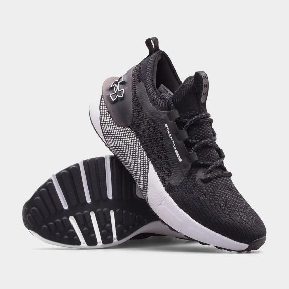 Boty Under Armour Hovr Phantom 3 M 3026582-003 černý 1