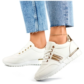 Pohodlné dámské bílé ležérní sportovní boty bílý 1