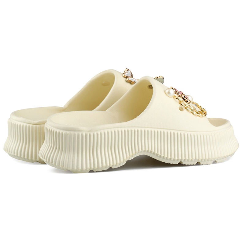 Dámské béžové gumové žabky se zdobením béžový 1 Dámské béžové gumové žabky se zdobením béžový 1