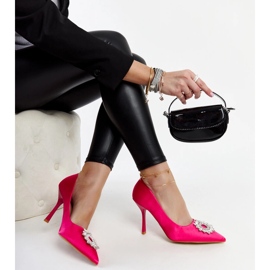 Růžové vysoké podpatky se saténovým povrchem a kamínky Susegana růžový 1