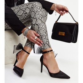 Černé lodičky s mašlí Ilaysa černý 1