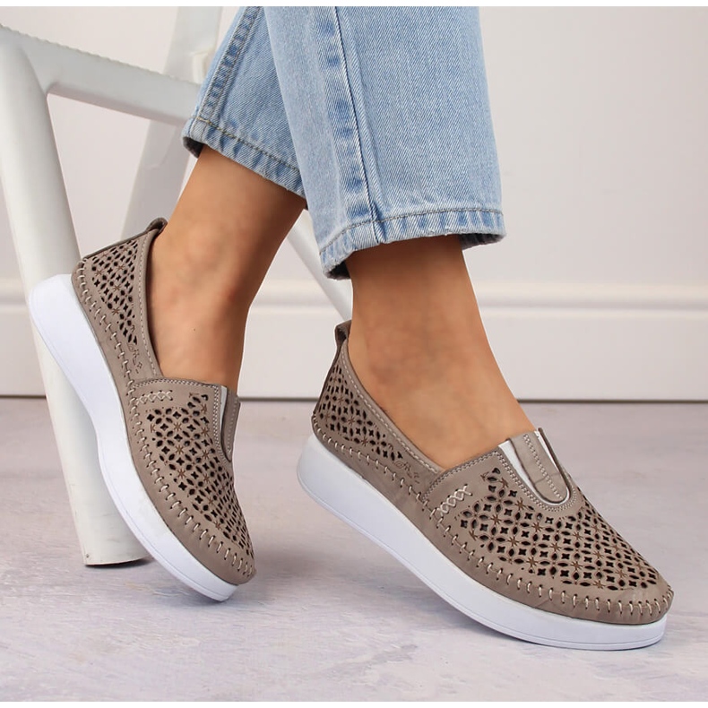 Dámské kožené prolamované slip-on boty, béžová T.Sokolski 0712 béžový 2