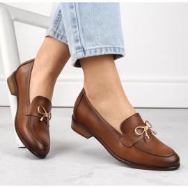 Hnědé dámské boty na nízkém podpatku Potocki SZ12379 hnědý 1 Hnědé dámské boty na nízkém podpatku Potocki SZ12379 hnědý 1