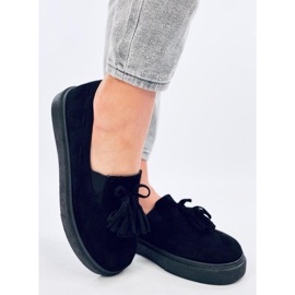 Černé střapcové mokasíny Krauss černý 2