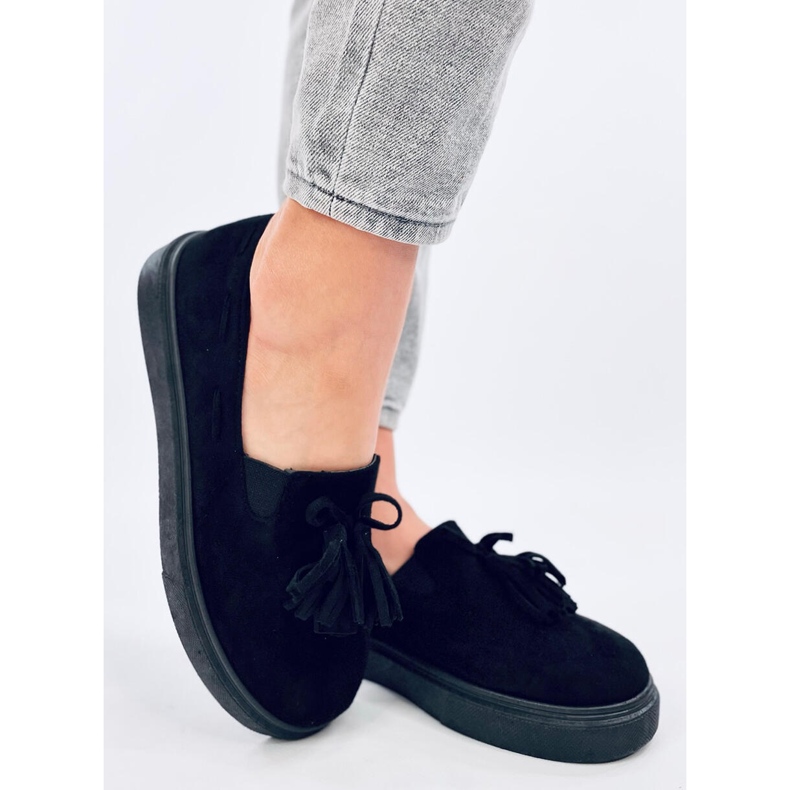 Černé střapcové mokasíny Krauss černá 2