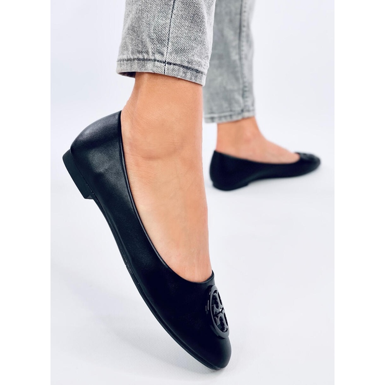 Elegantní balerínky Irvina Black černý 2