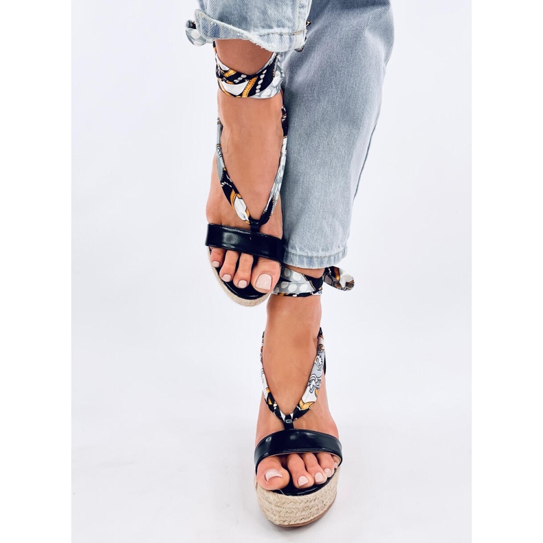 Espadrilové sandály na klínku Birrel Black černá 1